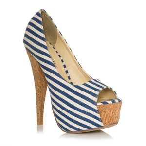Just Fab size 10 beige and denim striped 6 inch heels